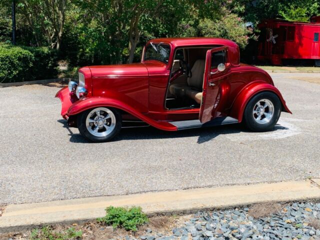 Ford 3 WINDOW 1932 image number 24