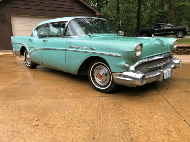 Buick Roadmaster 1957 image number 1
