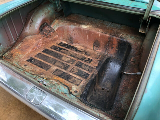Buick Roadmaster 1957 image number 17