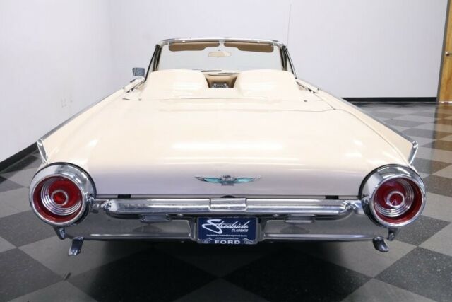 Ford Thunderbird 1962 image number 11