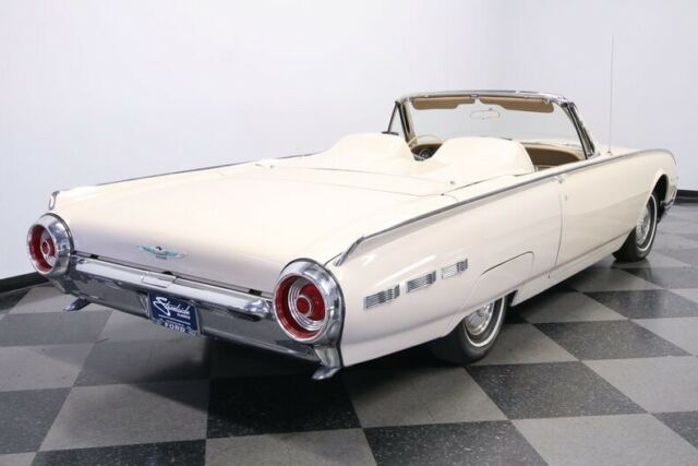 Ford Thunderbird 1962 image number 37