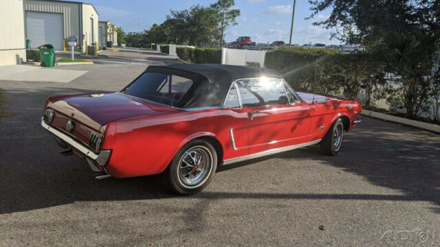 Ford Mustang 1965 image number 12