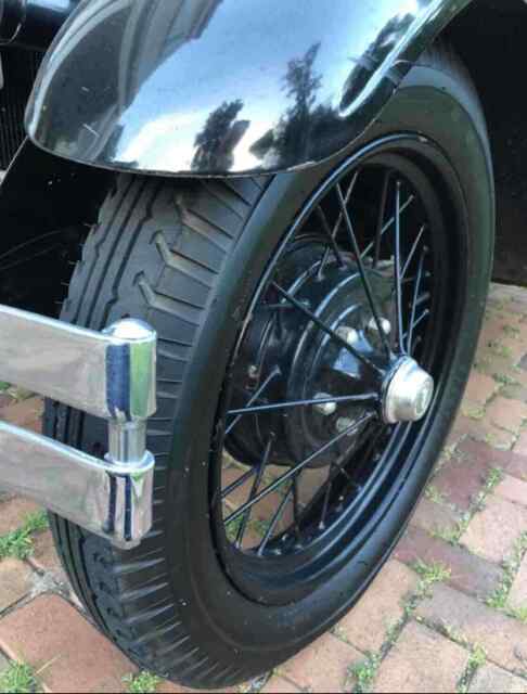 Ford Briggs Half Leatherback Fordor 1929 image number 10