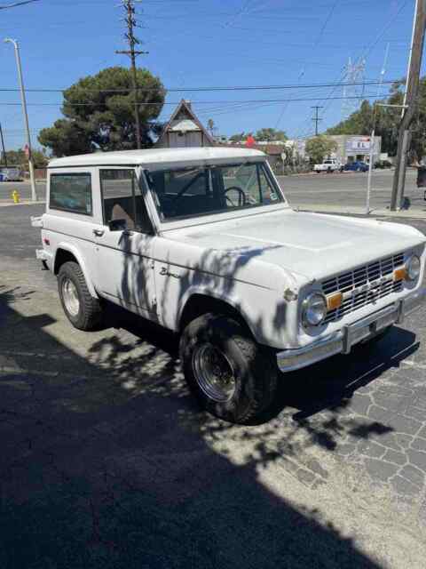 Ford Bronco 1974 image number 0