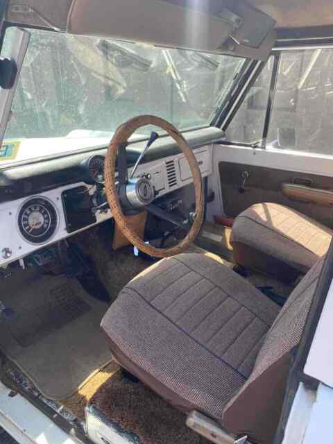 Ford Bronco 1974 image number 20