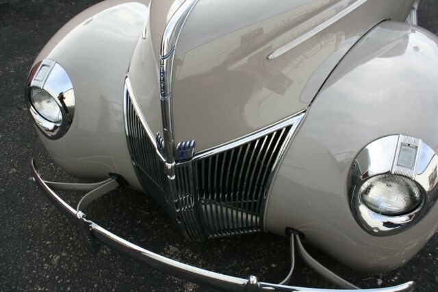 Ford deluxe 1940 image number 42