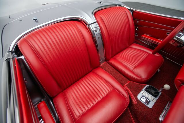 Chevrolet Corvette 1962 image number 11