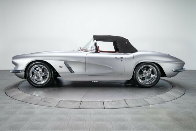 Chevrolet Corvette 1962 image number 3