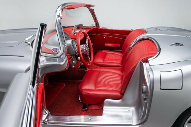 Chevrolet Corvette 1962 image number 34