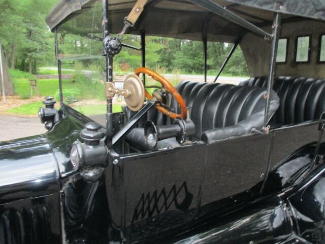 Ford Model T 1918 image number 15