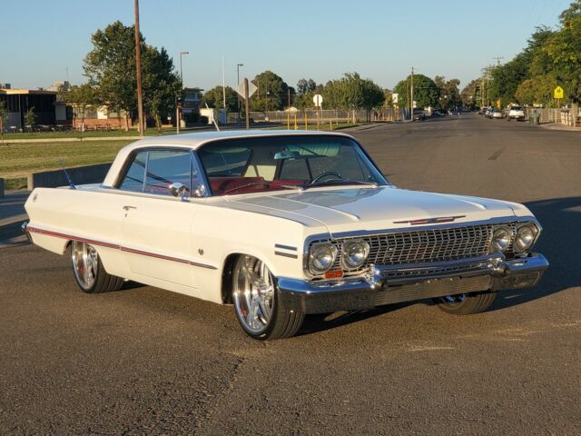 Chevrolet Impala 1963 image number 35