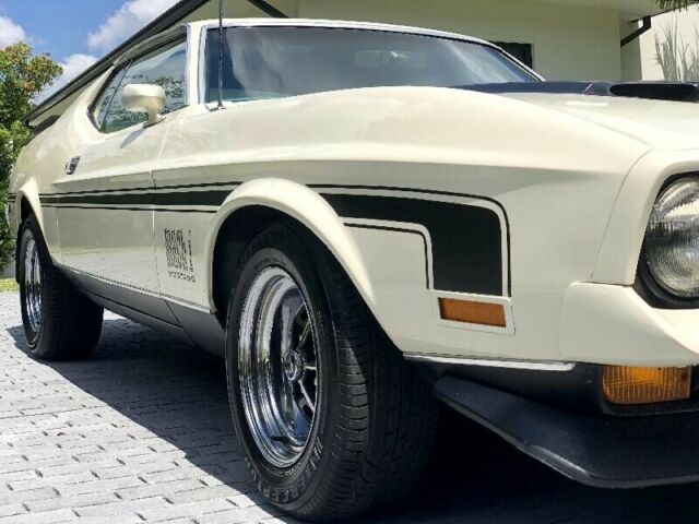 Ford Mustang 1971 image number 36