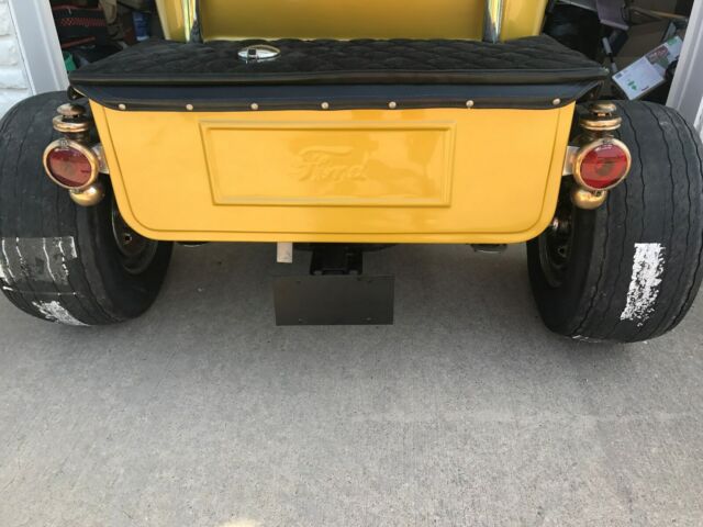 Ford T-BUCKET ROADSTER 1923 image number 15