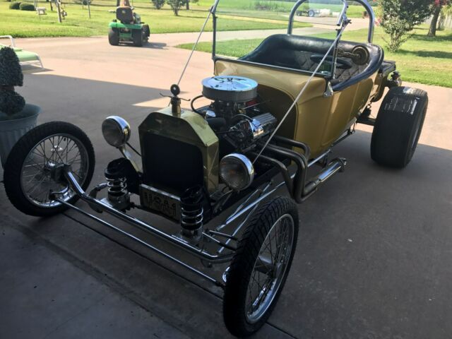 Ford T-BUCKET ROADSTER 1923 image number 3