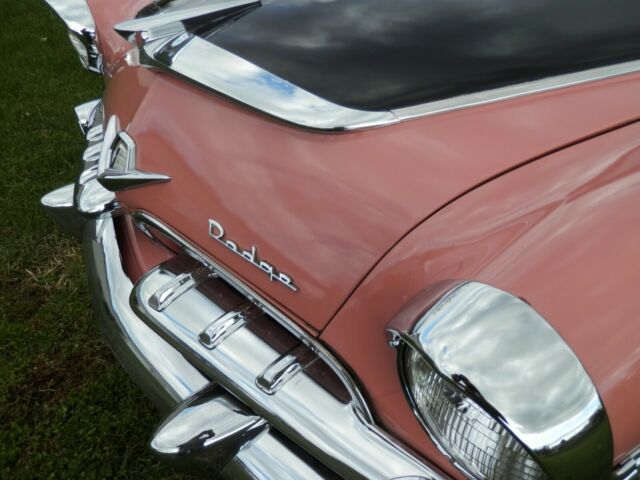 Dodge Royal Lancer Hardtop - Hemi V8 1955 image number 3