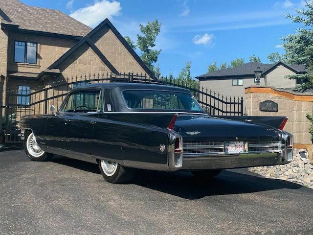 Cadillac Fleetwood 1963 image number 13