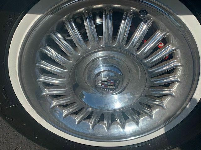 Cadillac Fleetwood 1963 image number 23