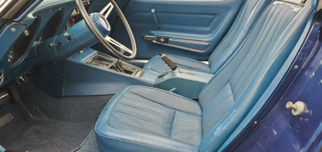 Chevrolet Corvette 1972 image number 11