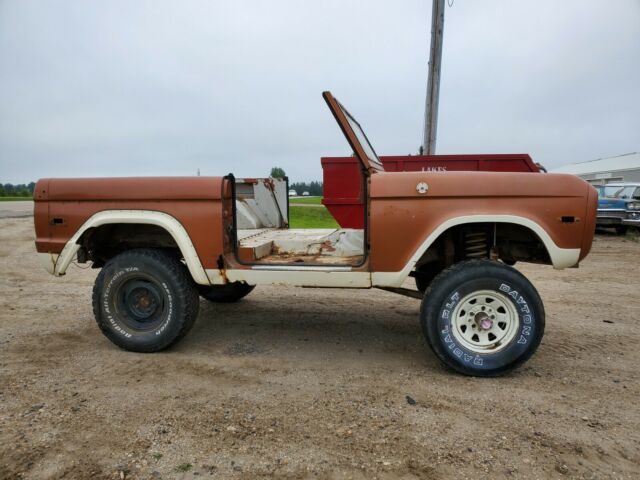 Ford Bronco 1973 image number 3