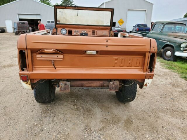 Ford Bronco 1973 image number 5