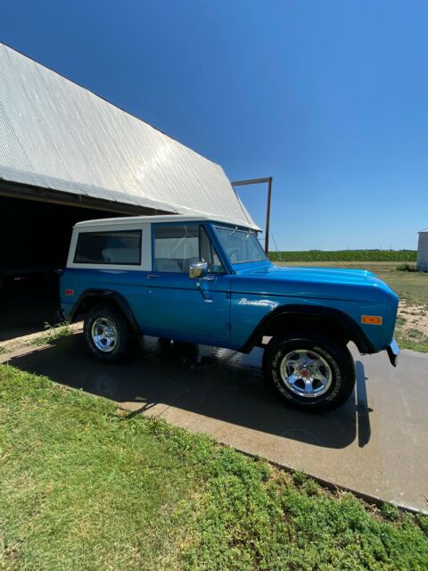 Ford Bronco 1971 image number 13