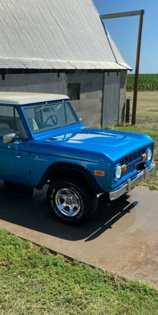 Ford Bronco 1971 image number 3
