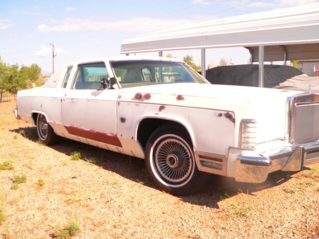 Lincoln Town Car 1979 image number 1