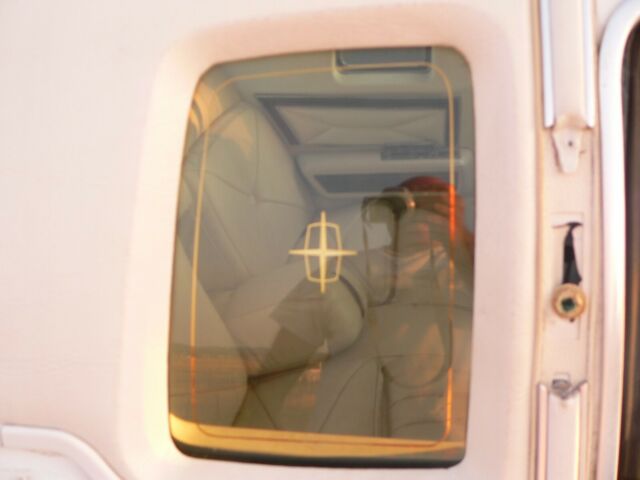 Lincoln Town Car 1979 image number 22