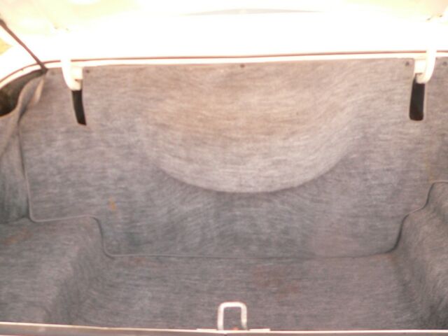 Lincoln Town Car 1979 image number 42
