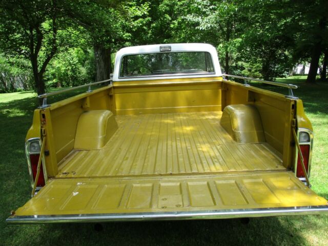 Chevrolet C-10 1971 image number 2