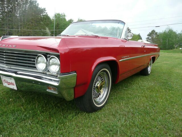 Oldsmobile Dynamic 1963 image number 16