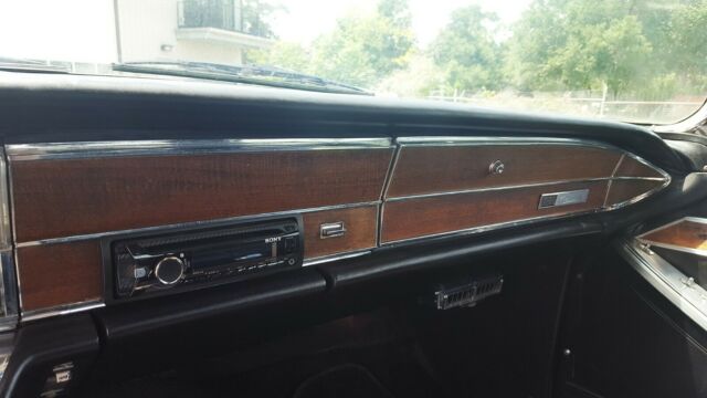 Chrysler Imperial 1966 image number 37