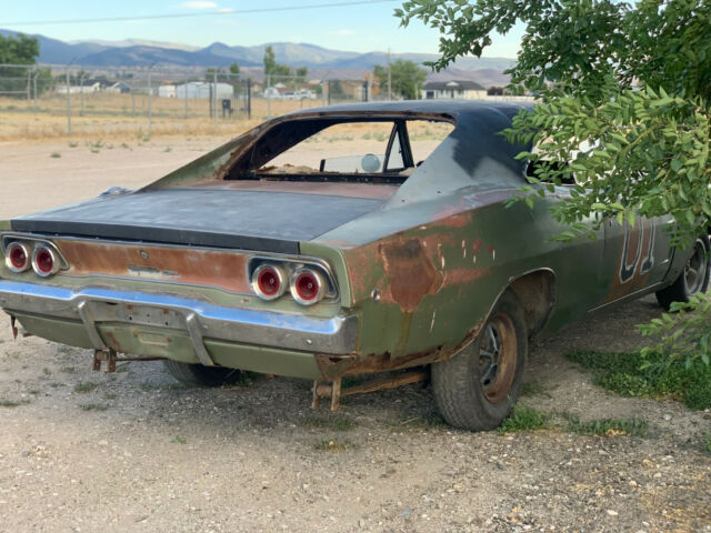 Dodge Charger 1968 image number 4