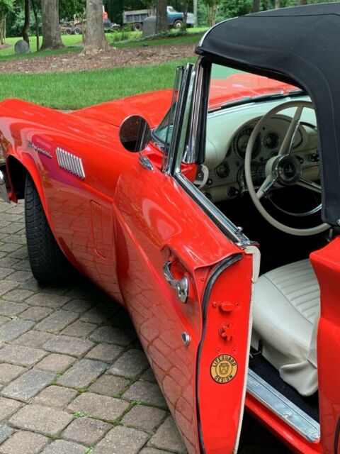 Ford Thunderbird 1957 image number 9