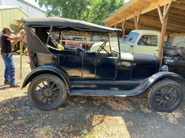 Ford Model T 1927 image number 9