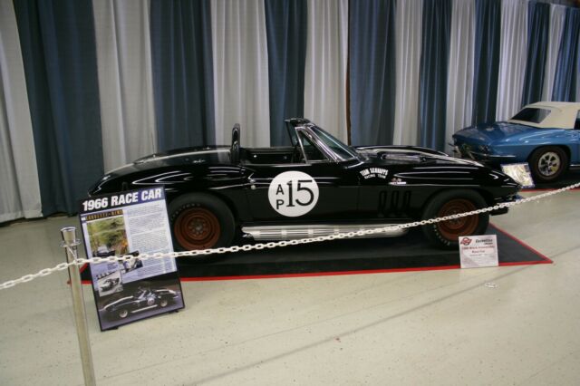 Chevrolet Corvette 1966 image number 1