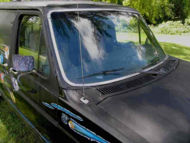 Ford Econoline 1977 image number 25
