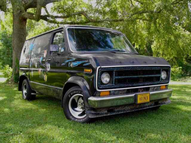 Ford Econoline 1977 image number 28