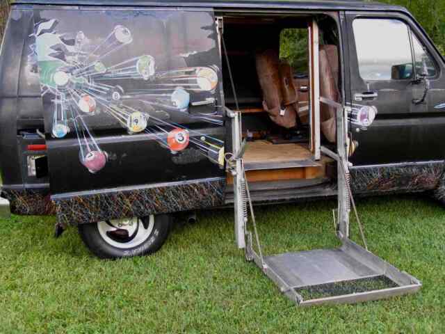 Ford Econoline 1977 image number 30