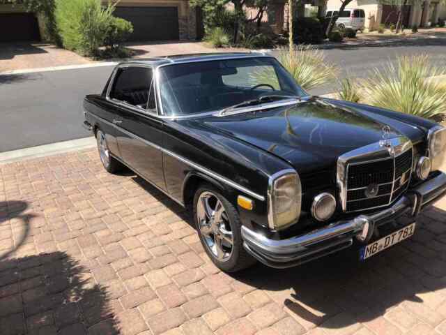 Mercedes-Benz 250C 1972 image number 15