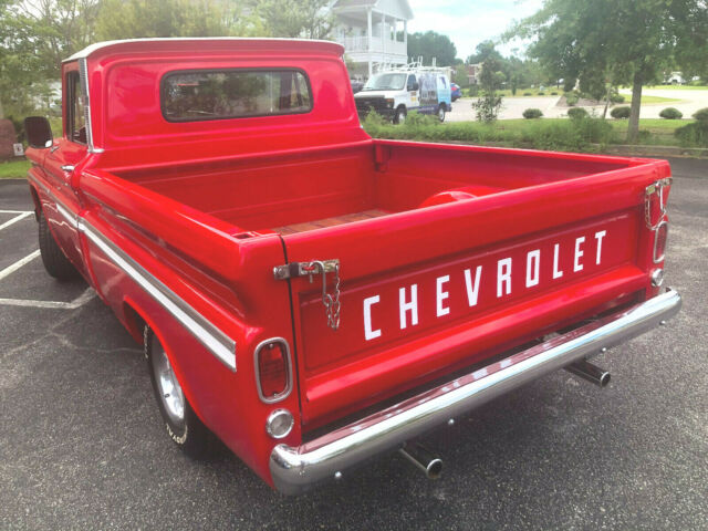 Chevrolet C-10 1966 image number 3