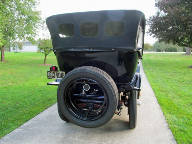 Packard Twin Six 1915 image number 6