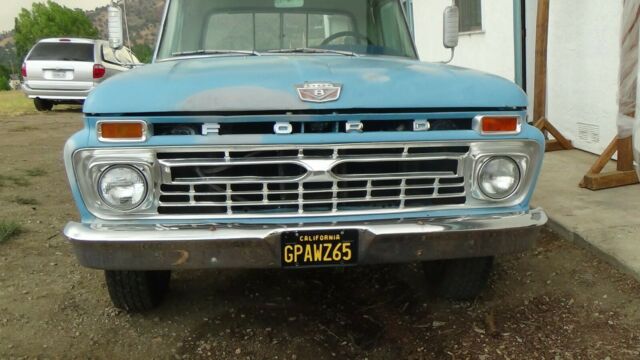 Ford F-250 1966 image number 15
