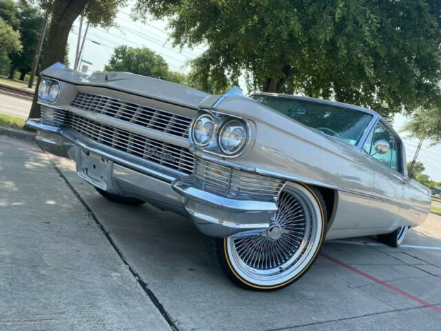 Cadillac DeVille 1964 image number 8