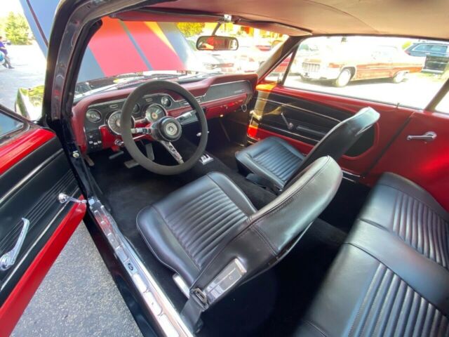 Ford Mustang 1967 image number 31