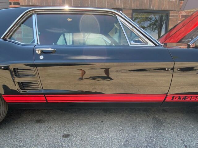 Ford Mustang 1967 image number 37