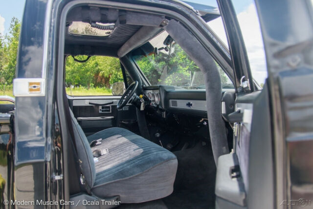 Chevrolet C/K Pickup 3500 1977 image number 41