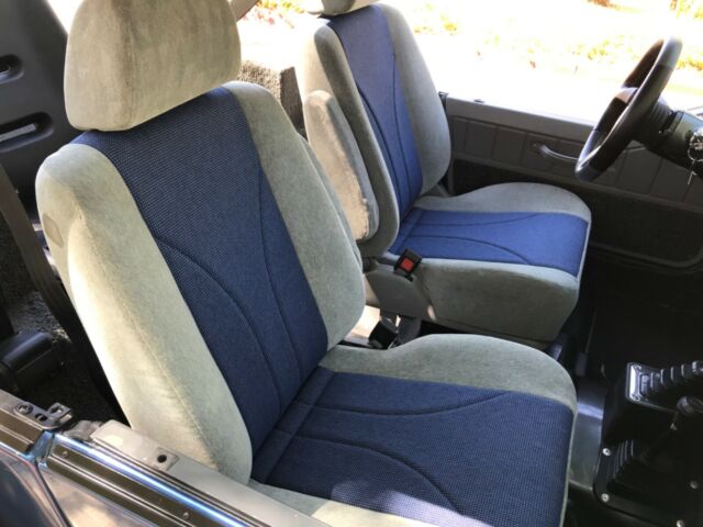 Jeep Renegade 1976 image number 27