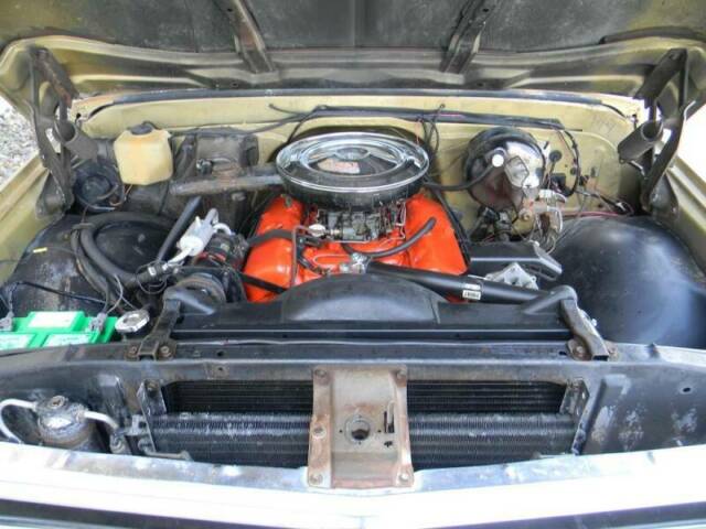 Chevrolet Suburban 1970 image number 7