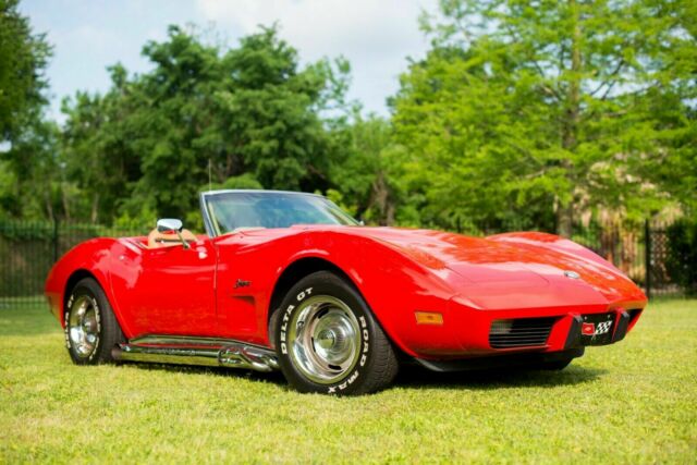 Chevrolet Corvette 1975 image number 15